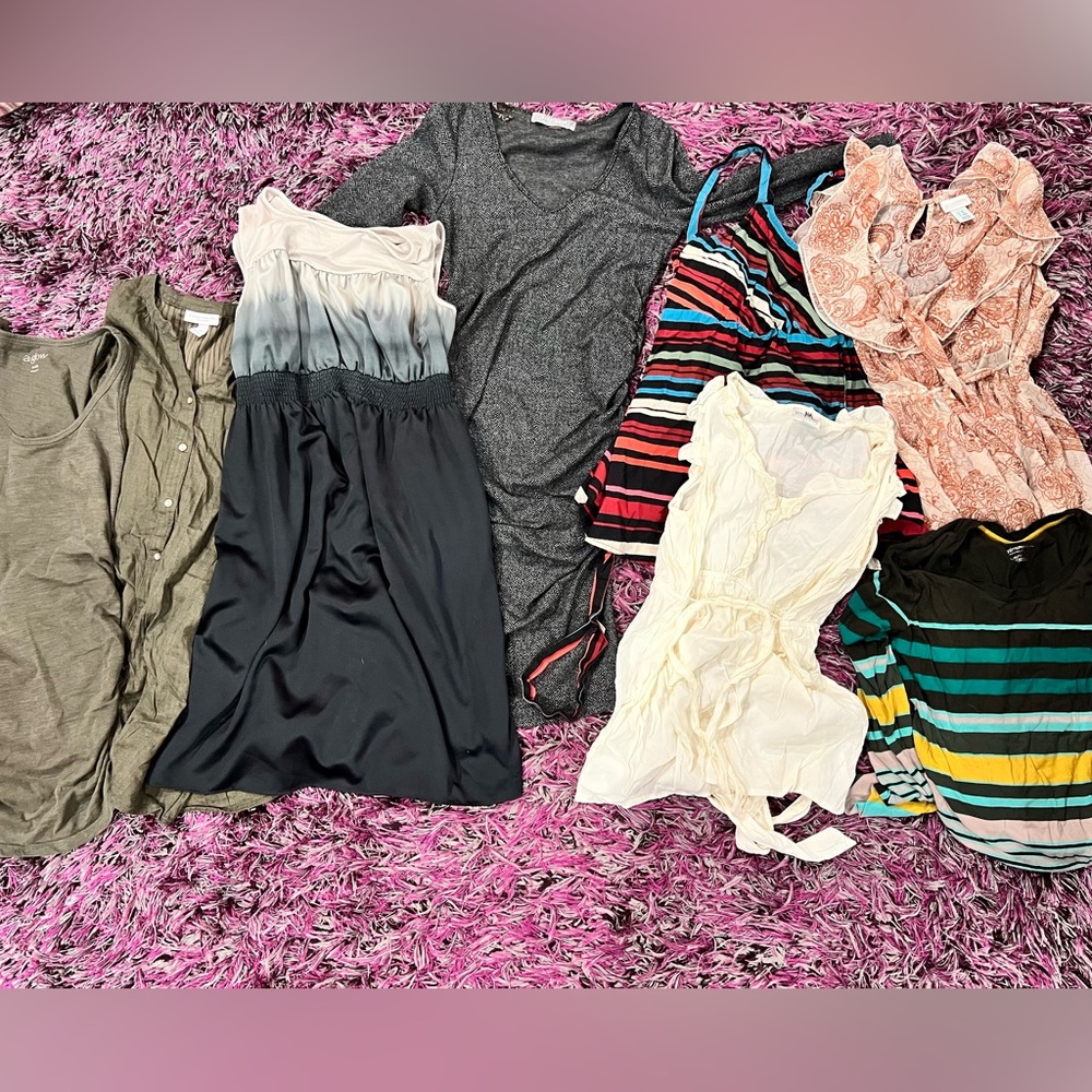 Maternity clothes bundle XS
